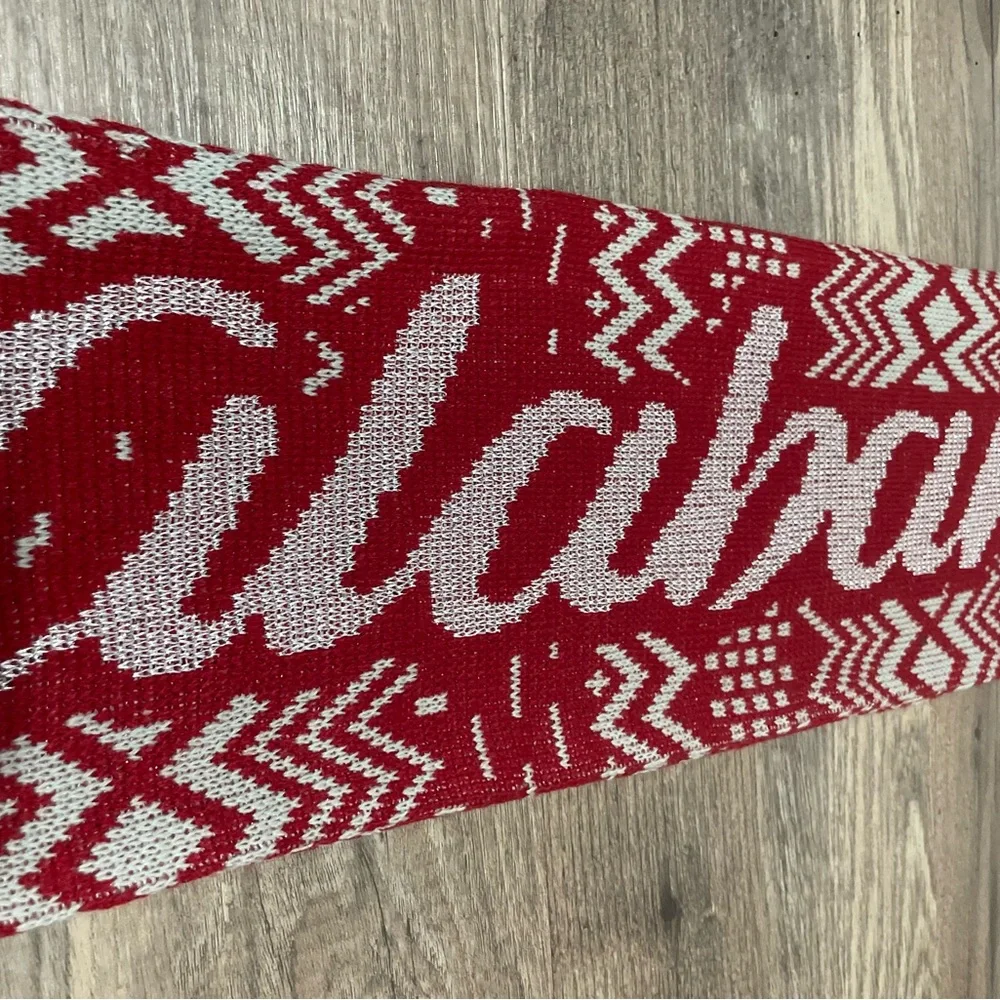 Crimson Knit Scarf - plus coffee mug Red and White